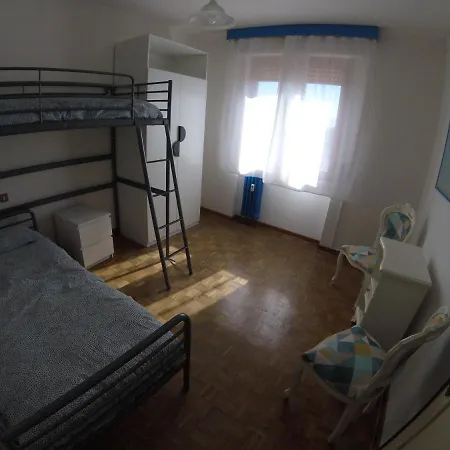 Vintage House Apartment *